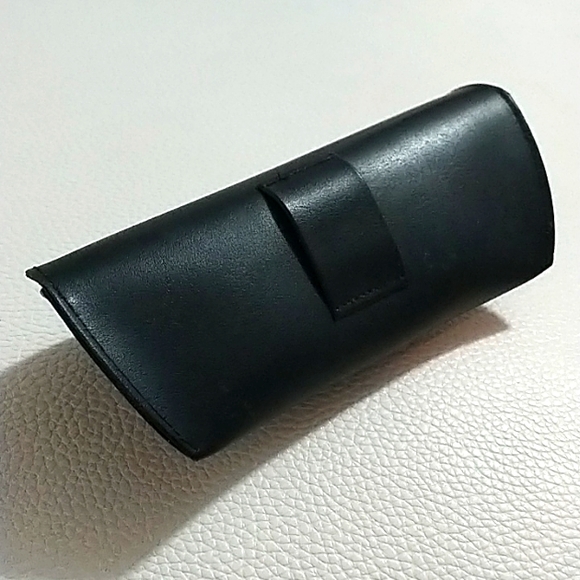 Ray-Ban Sunglasses Case - Picture 4 of 5